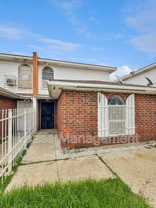 Townhouse for rent at 7849 Sail St, New Orleans, LA 70128
