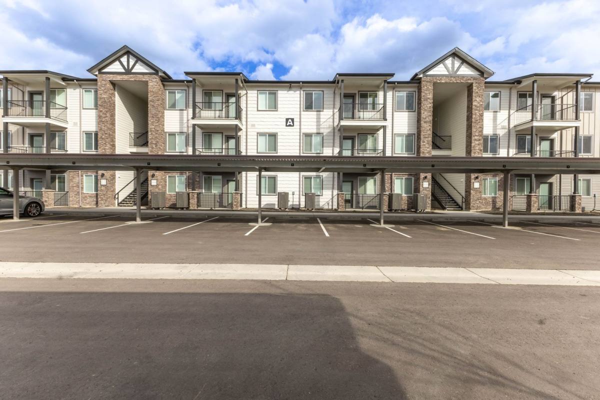 Apartment for rent at 550 N Haskett St, Mountain Home, ID 83647