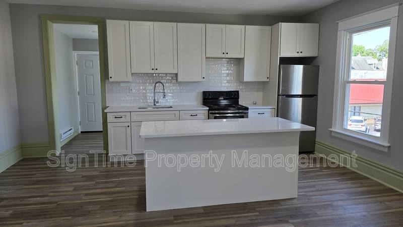Apartment for rent at 25 Wayside Ave #25-2, Hagerstown, MD 21740