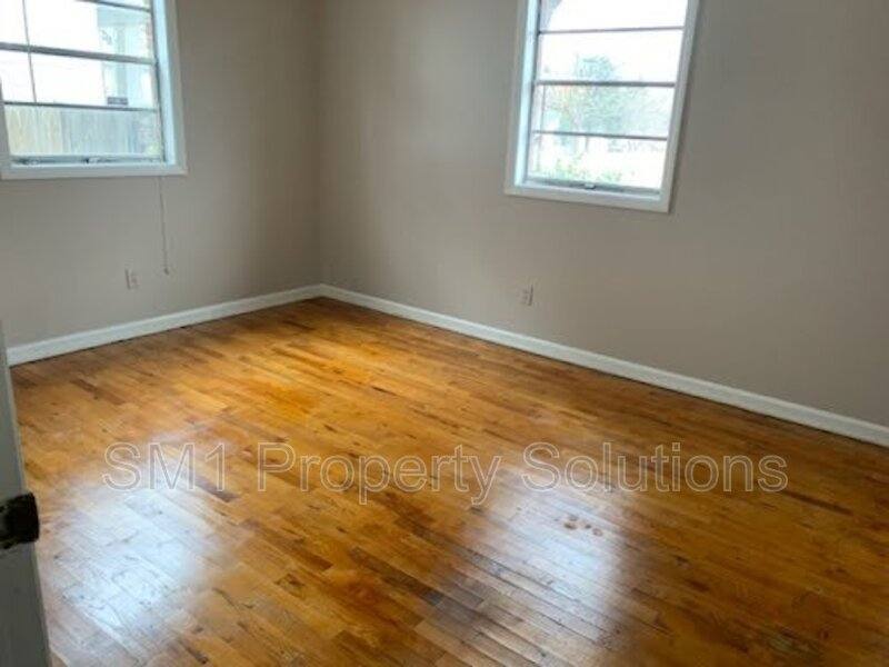 House for rent at 804 Martin Luther King Junior Dr, Greensboro, NC 27406