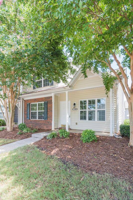 Townhouse for rent at 11014 Derryrush Dr #1, Charlotte, NC 28213