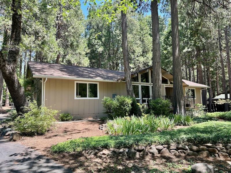 House for rent at 13246 Red Dog Rd, Nevada City, CA 95959