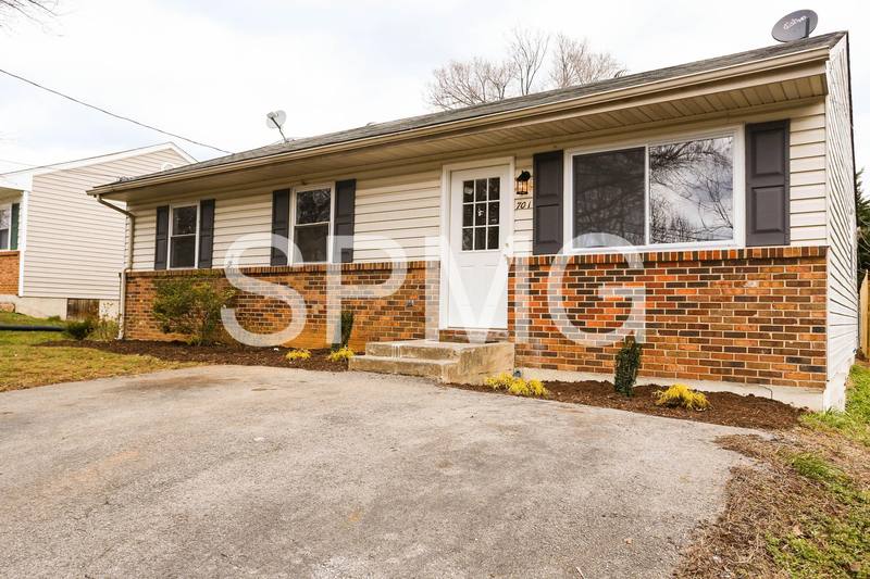 House for rent at 701 Tuck St NE, Roanoke, VA 24012