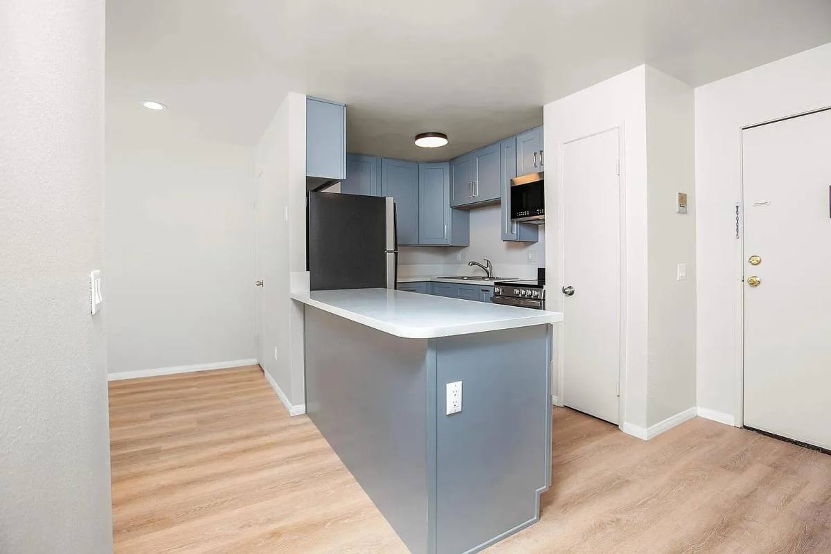 Apartment for rent at 4120 3rd Ave #103, San Diego, CA 92103