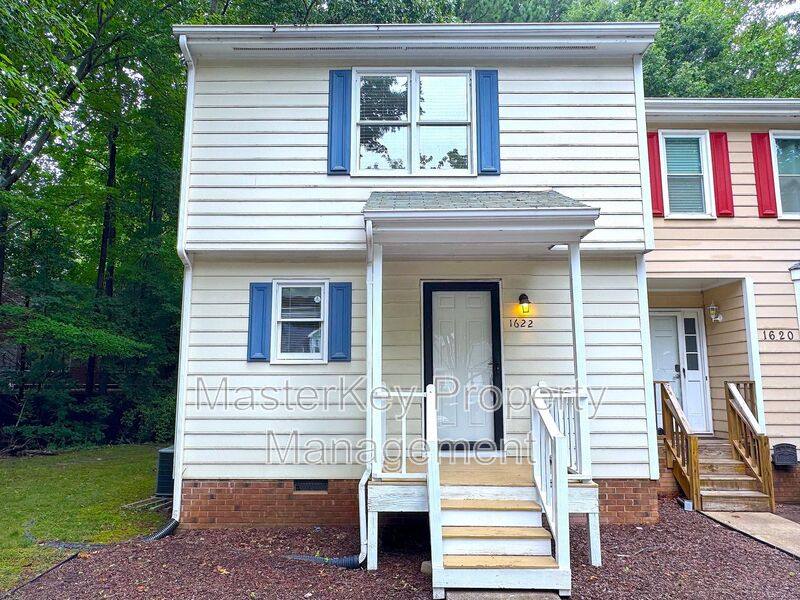 House for rent at 1622 Roanoke St, Raleigh, NC 27606