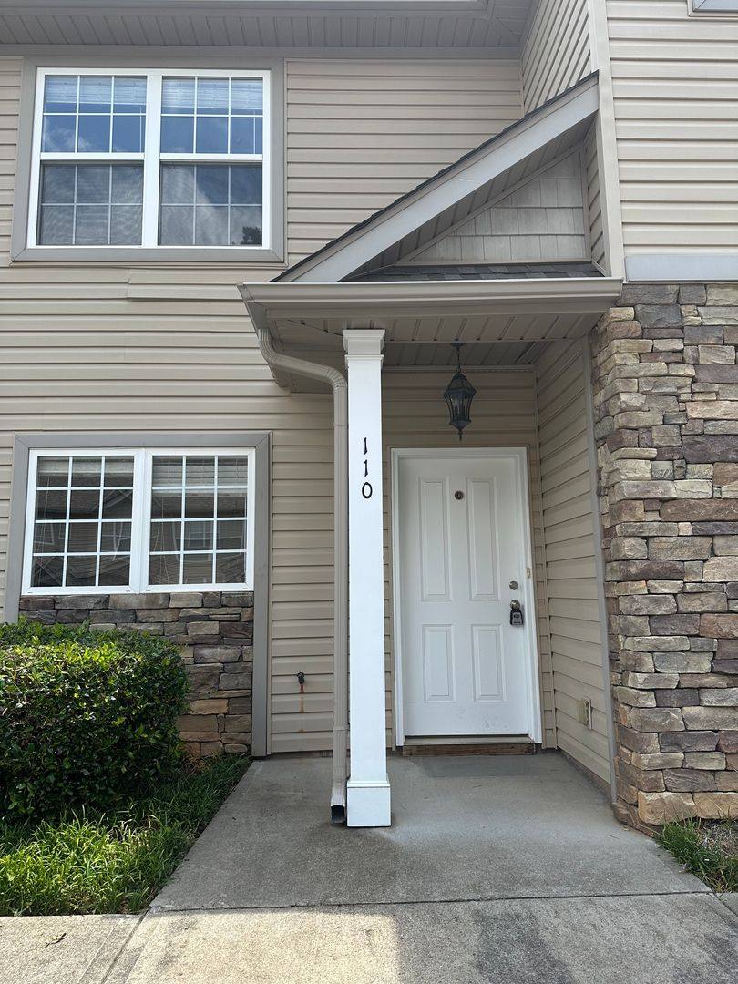 Townhouse for rent at 110 Bankside Lane, Greenville, SC 29609