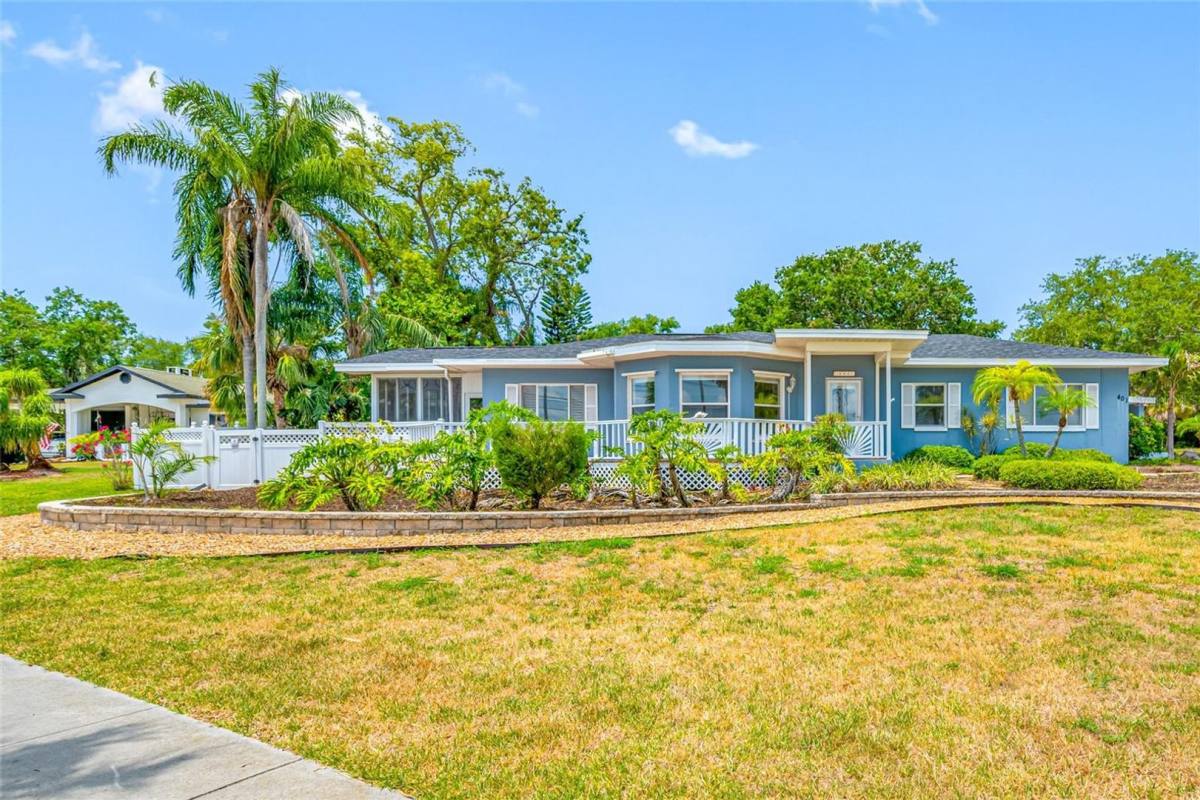 House for rent at 401 Whitcomb Blvd, Tarpon Springs, FL 34689