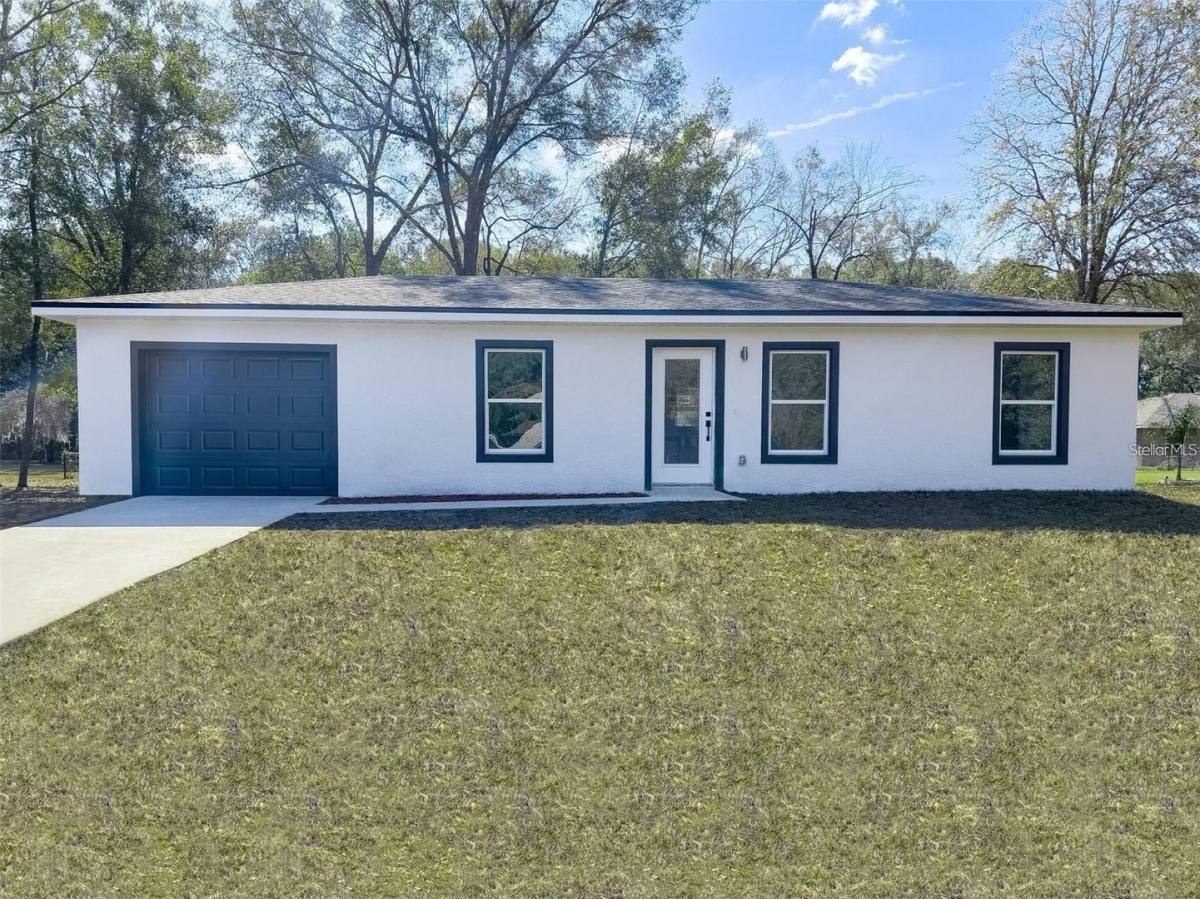 House for rent at 11 Locust Loop Dr, Ocala, FL 34472