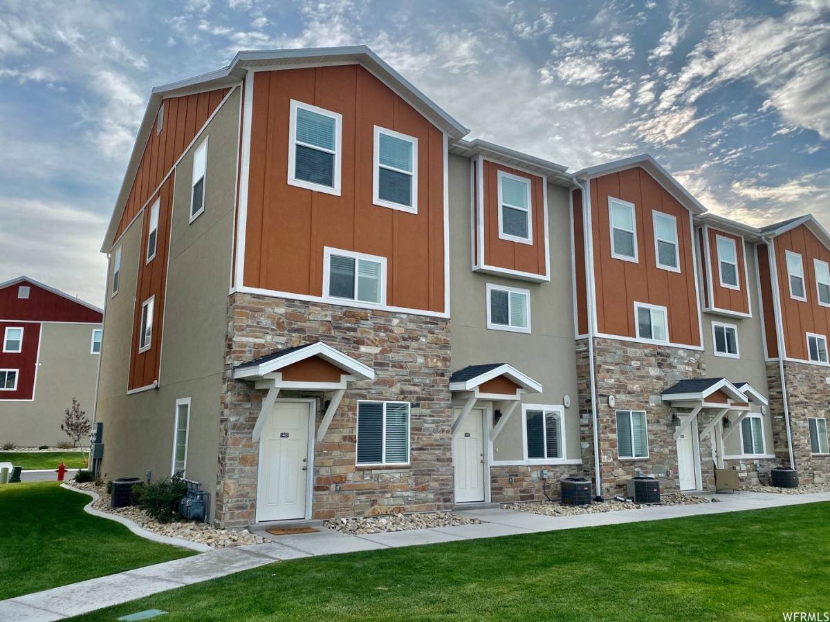 House for rent at 14427 S Abbey Bend Lane, Herriman, UT 84096