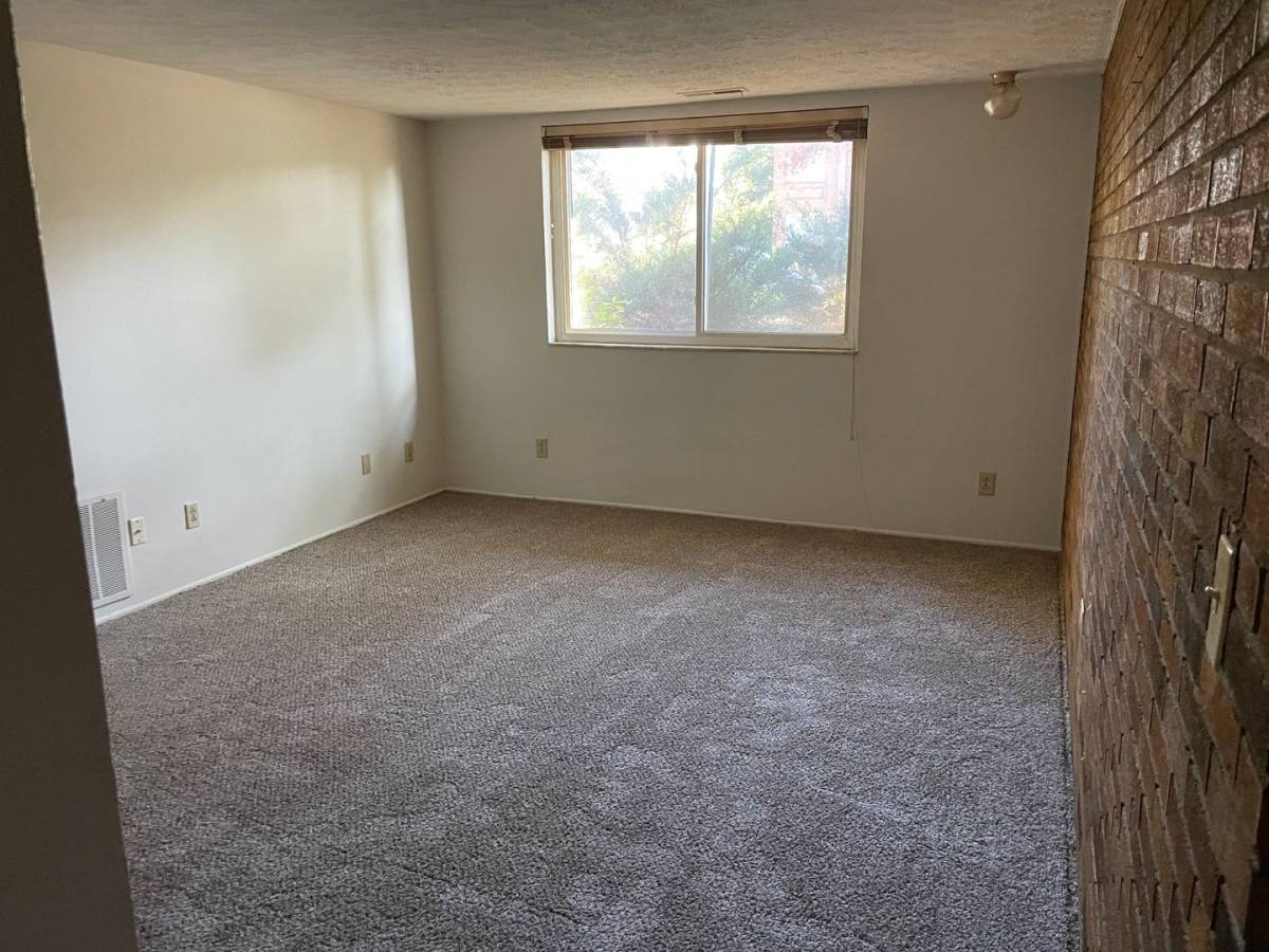 Apartment for rent at 2767 Queen City Ave, Cincinnati, OH 45238