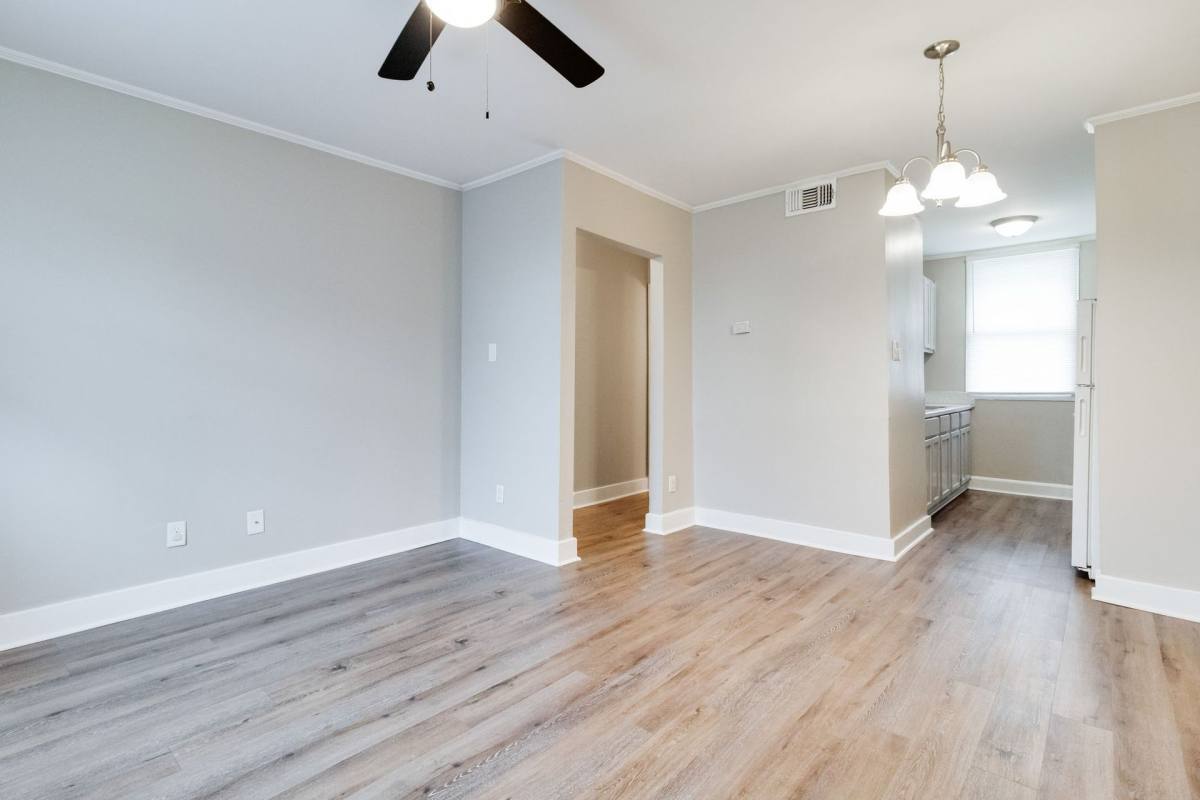 Apartment for rent at 115 S Girouard Rd, Broussard, LA 70518
