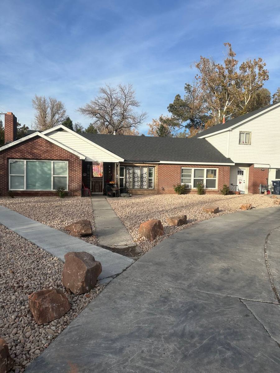 Apartment for rent at 8585 S 40 E, Sandy, UT 84070