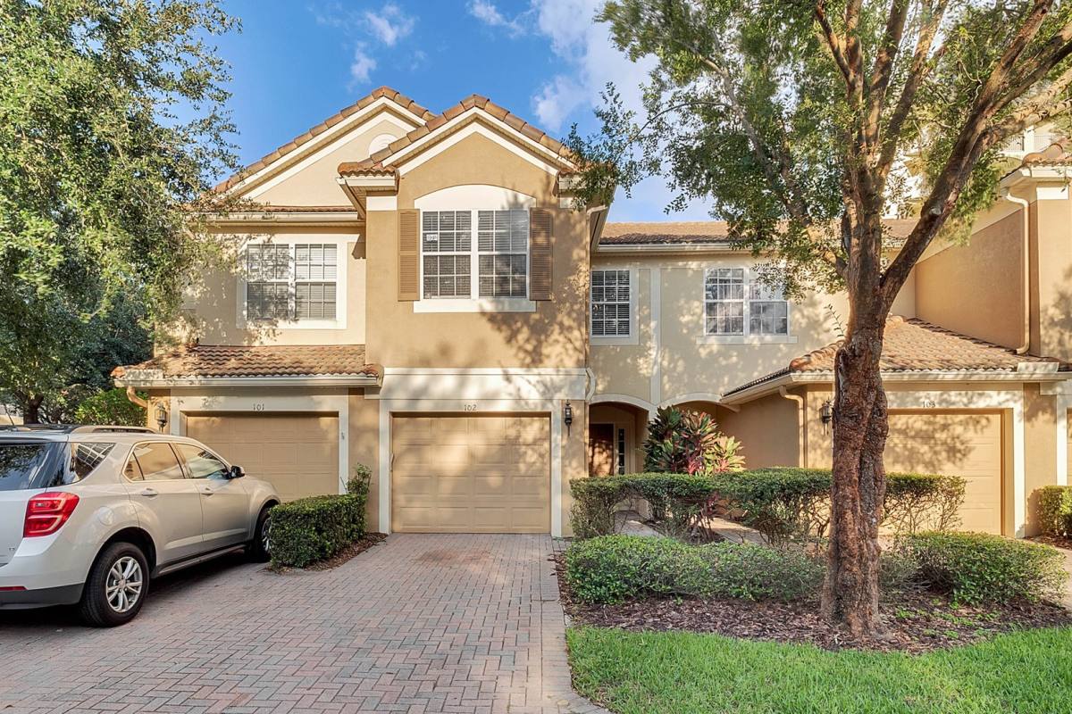 Apartment for rent at 6302 Daysbrook Dr, Orlando, FL 32835