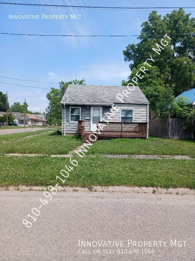 House for rent at 2758 Brown St, Flint, MI 48503