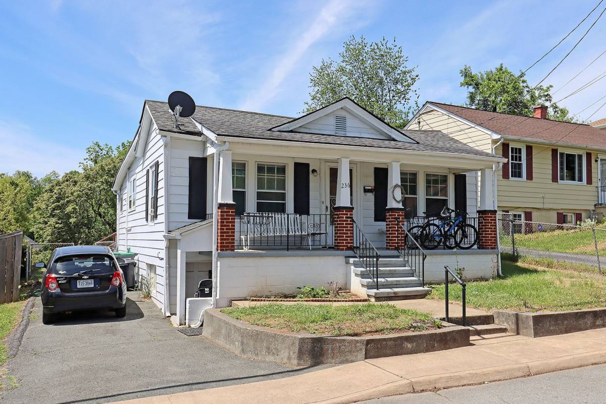 Townhouse for rent at 236 Hartmans Mill Rd, Charlottesville, VA 22903