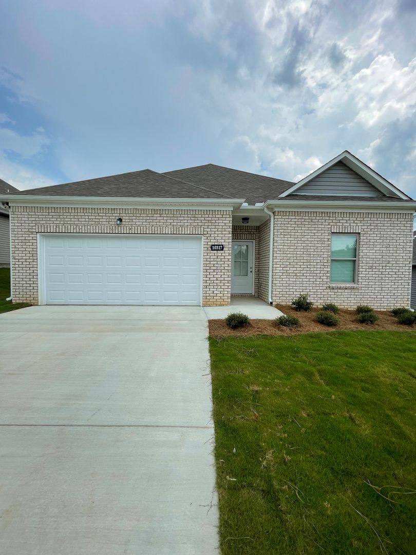House for rent at 10317 Middleton Rd, Vance, AL 35490