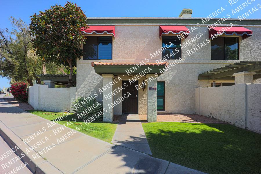 Townhouse for rent at 8449 S 48th St #1, Phoenix, AZ 85044