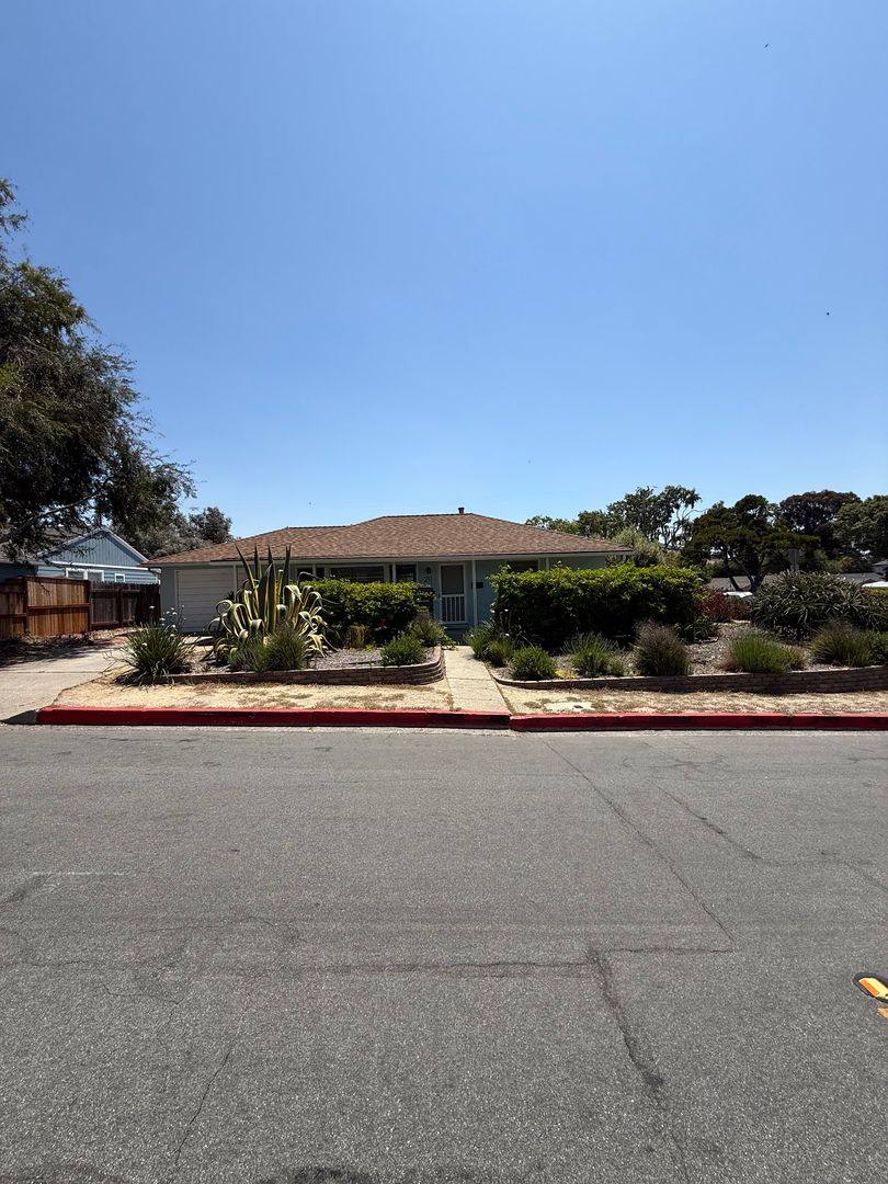 House for rent at 211 N Tassajara Dr, San Luis Obispo, CA 93405