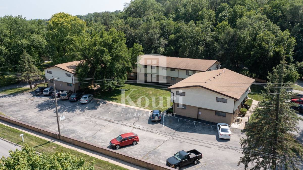 Apartment for rent at 1455 McPherson Ave, Council Bluffs, IA 51503