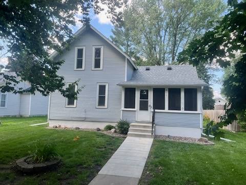 House for rent at 611 Walnut St, Farmington, MN 55024