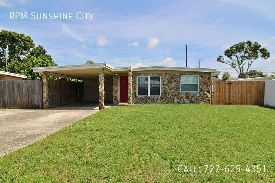 House for rent at 8233 Portulaca Ave, Seminole, FL 33777