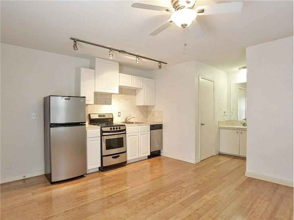 Apartment for rent at 210 W 38th St #10, Austin, TX 78705