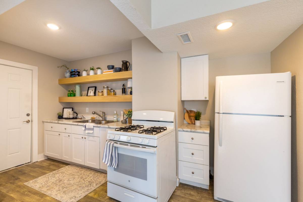 Apartment for rent at 2005 7th St, Des Moines, IA 50314
