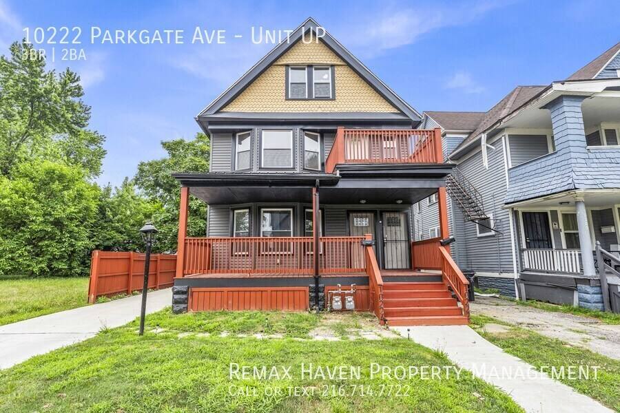 Apartment for rent at 10222 Parkgate Ave #UP, Cleveland, OH 44108