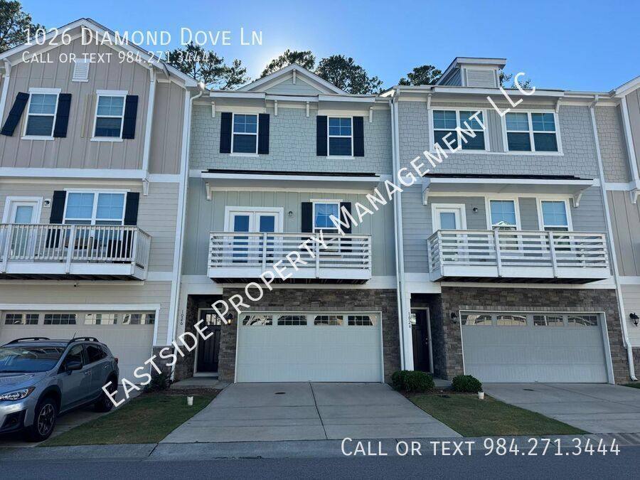 Townhouse for rent at 1026 Diamond Dove Lane, Apex, NC 27502