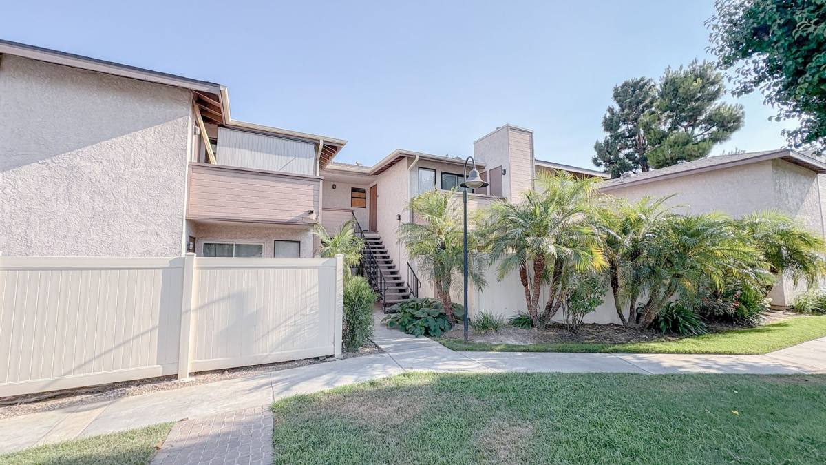 Condo for rent at 1329 Massachusetts Ave #203, Riverside, CA 92507