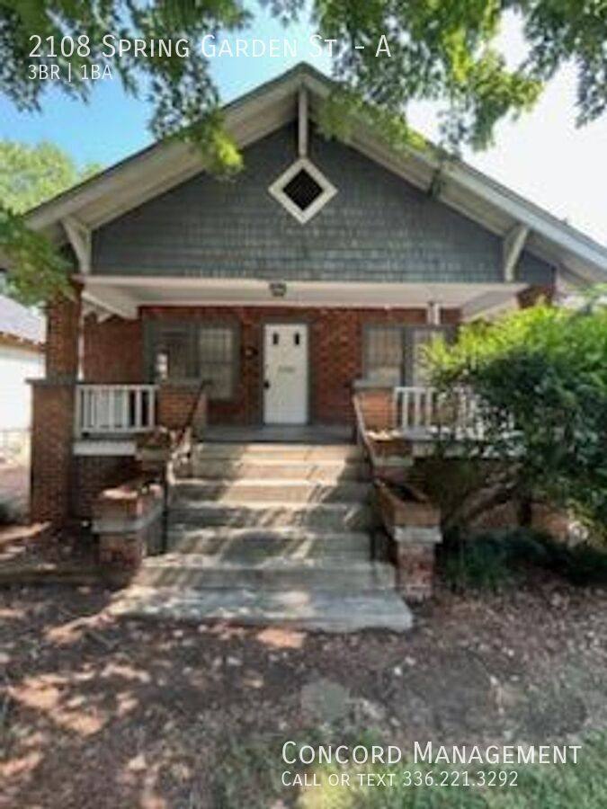 Apartment for rent at 2108 Spring Garden St #A, Greensboro, NC 27403