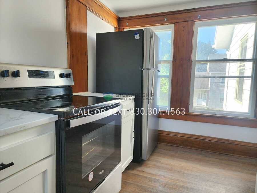 Apartment for rent at 687 Allyn St #A, Akron, OH 44311