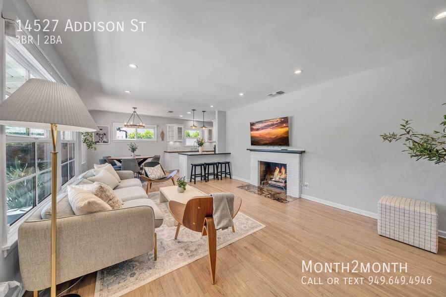 House for rent at 14527 Addison St, Sherman Oaks, CA 91403