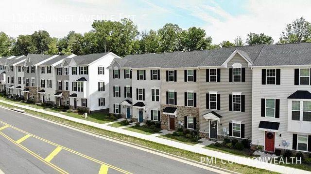 Townhouse for rent at 1163 Sunset Ave Extension, Charlottesville, VA 22903