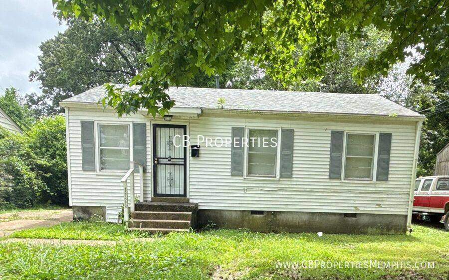 House for rent at 1726 Echles St, Memphis, TN 38111