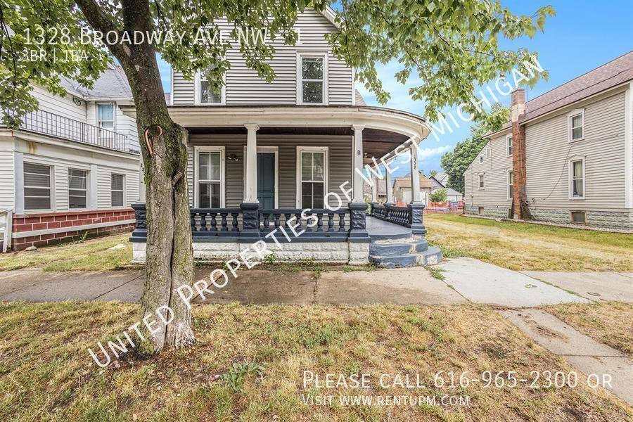 Apartment for rent at 1328 Broadway Ave NW #1, Grand Rapids, MI 49504