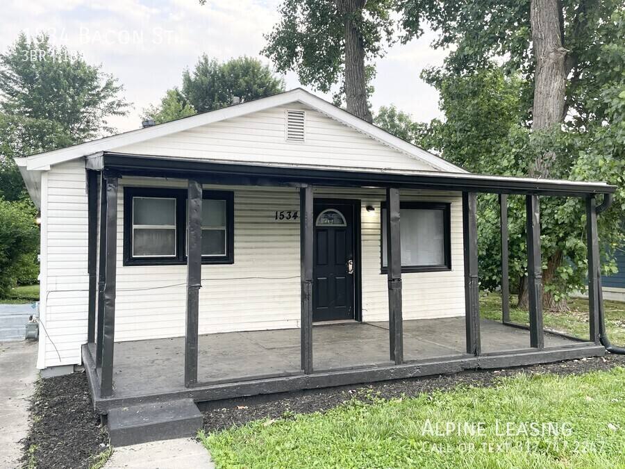 House for rent at 1534 Bacon St, Indianapolis, IN 46227