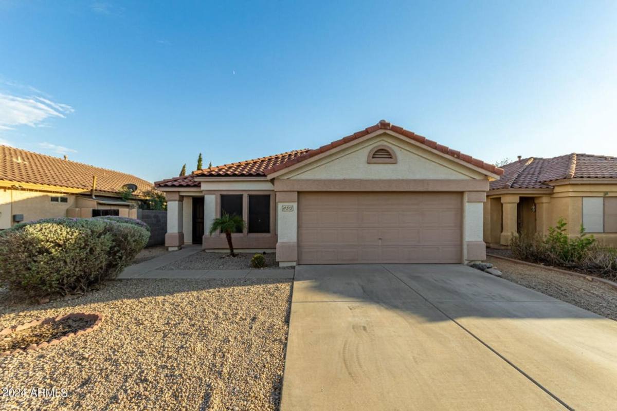 House for rent at 10513 W Louise Dr, Peoria, AZ 85383