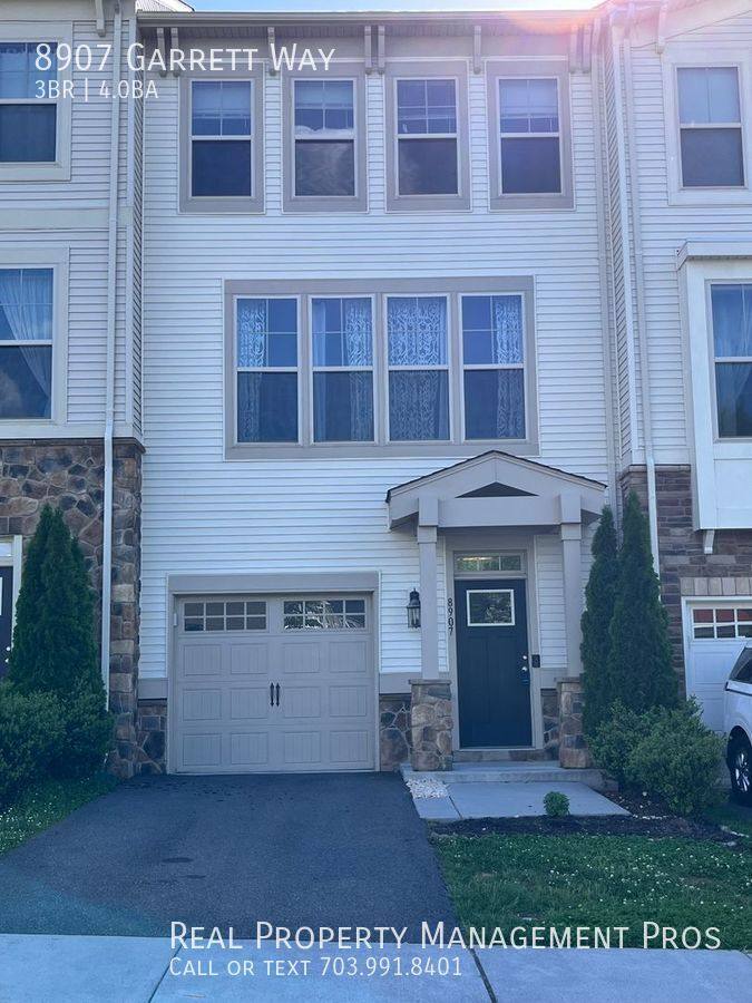 Townhouse for rent at 8907 Garrett Way, Manassas, VA 20112