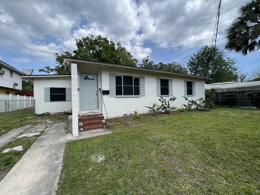 House for rent at 5551 Dakota Dr, Jacksonville, FL 32209