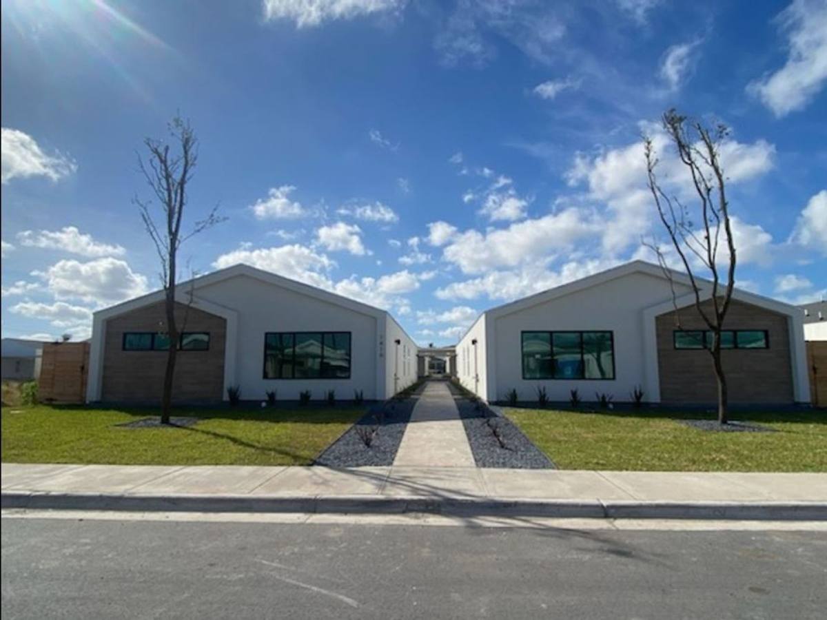 Apartment for rent at 1412 E Iris Ave, McAllen, TX 78501