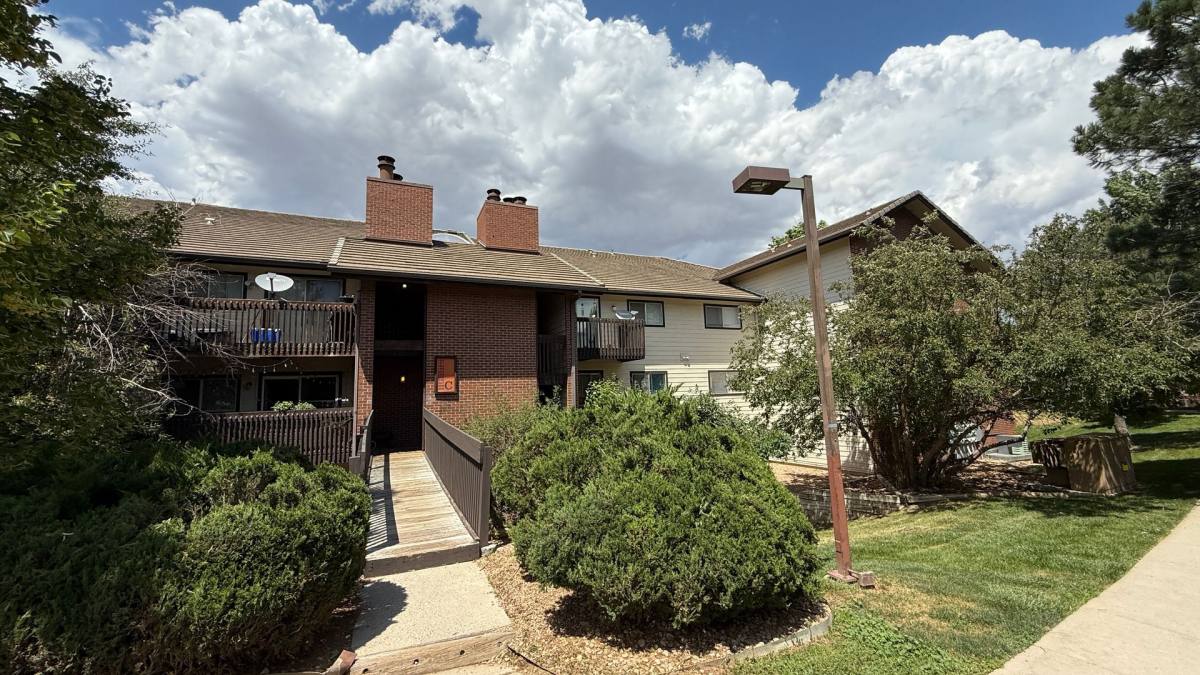 Condo for rent at 14602 E 2nd Ave, Aurora, CO 80011