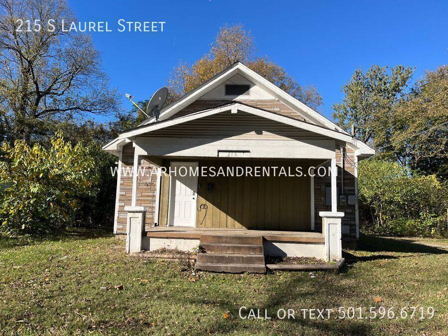 House for rent at 215 S Laurel St, North Little Rock, AR 72114