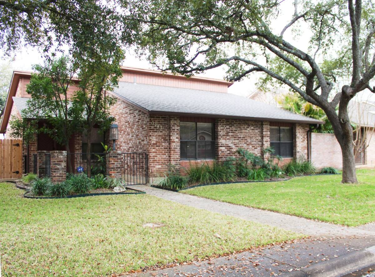 House for rent at 3743 Hunters Circle, San Antonio, TX 78230
