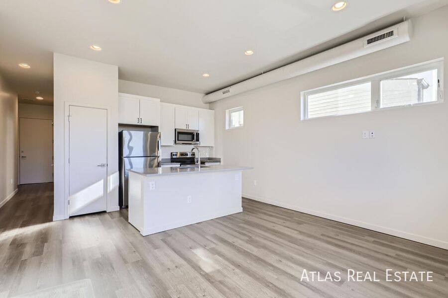 Apartment for rent at 3830 N Olive St #202, Denver, CO 80207