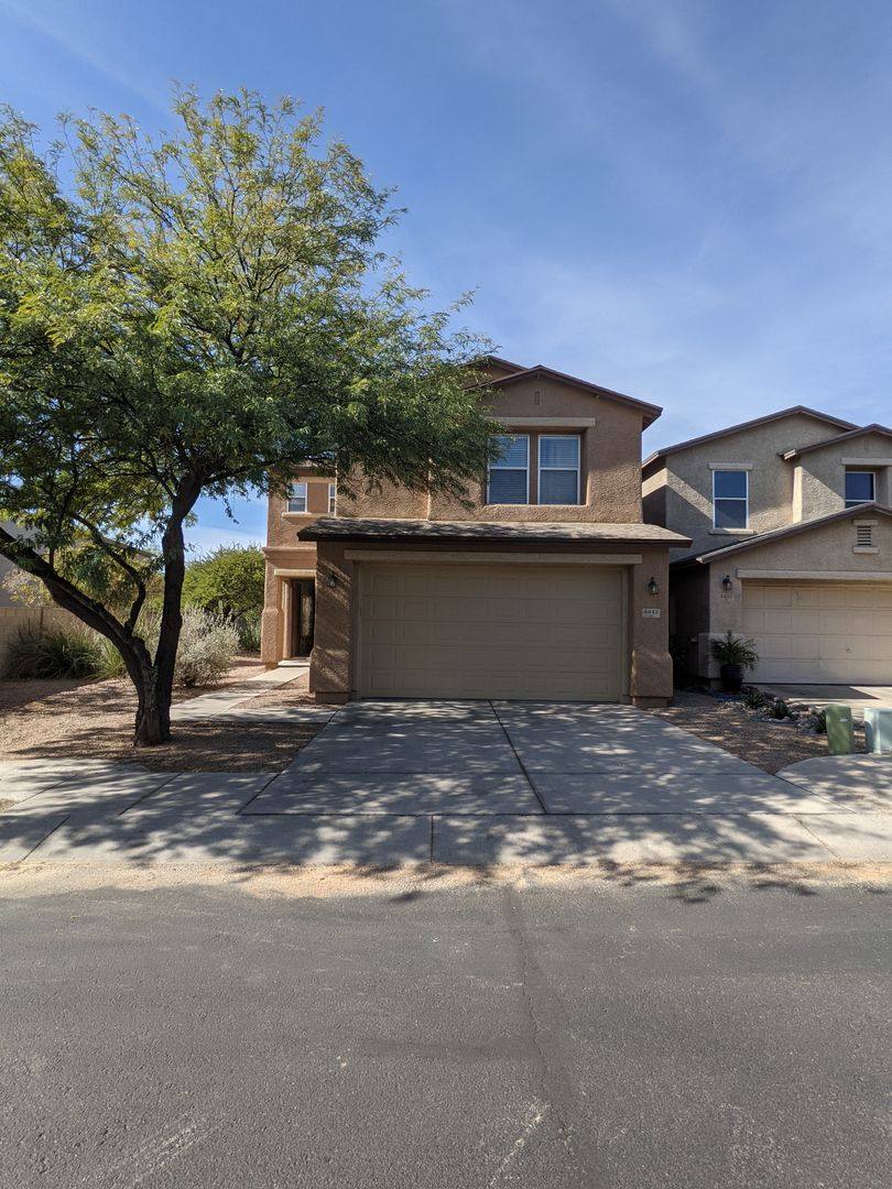House for rent at 8445 N Avenida De La Bellota, Tucson, AZ 85742