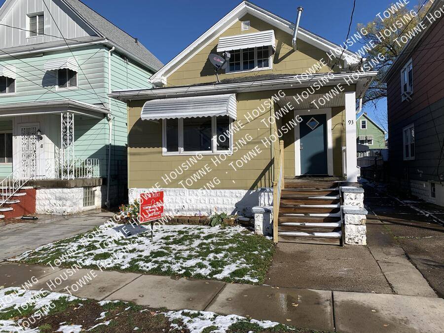 Apartment for rent at 93 Eckhert St #2, Buffalo, NY 14207