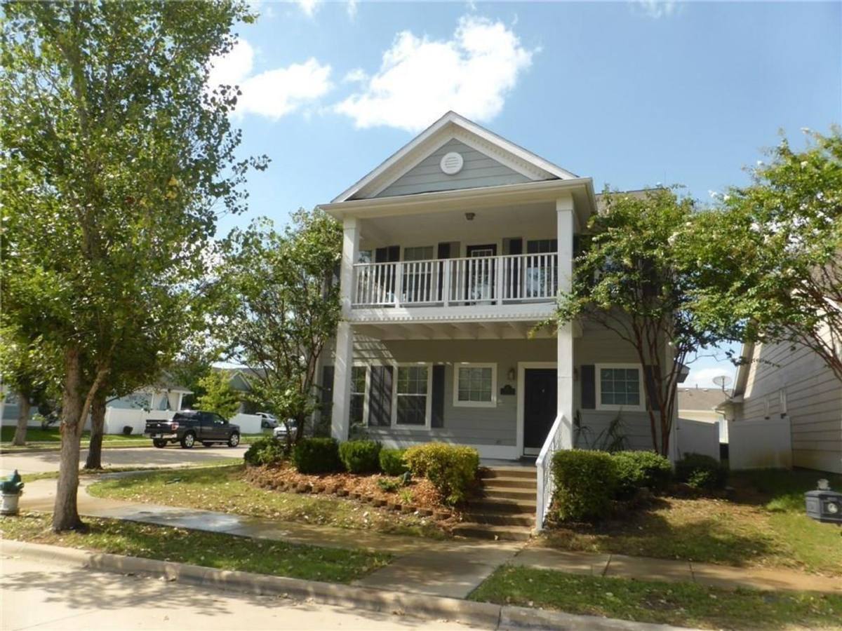 House for rent at 1717 Forsythe Dr, Aubrey, TX 76227