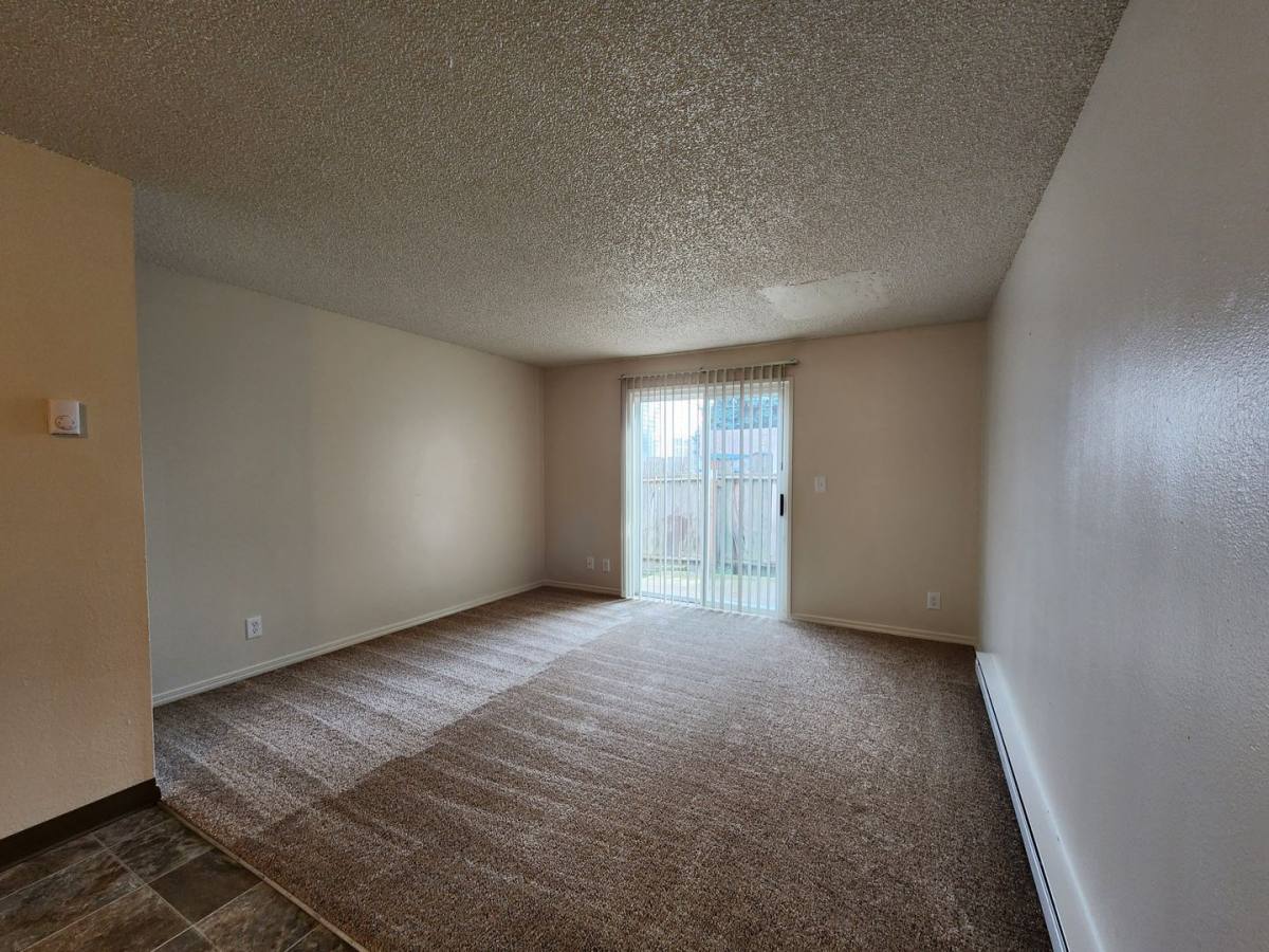 Apartment for rent at 3414-3458 30th Ave NE, Salem, OR 97301