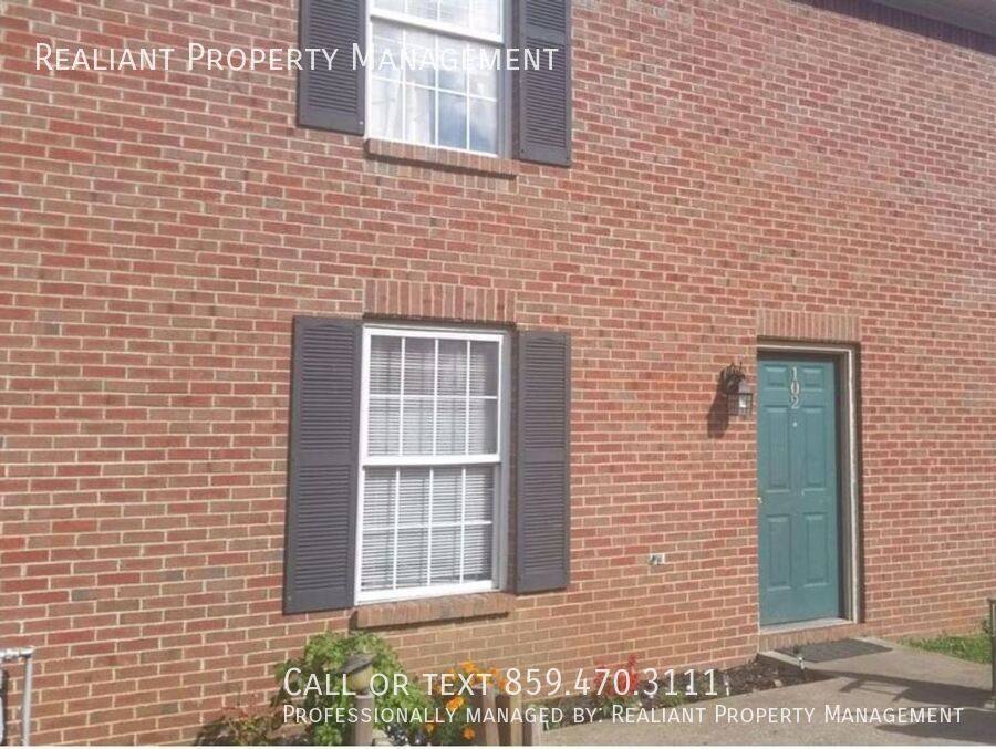 Townhouse for rent at 100 Floyd Court, Nicholasville, KY 40356